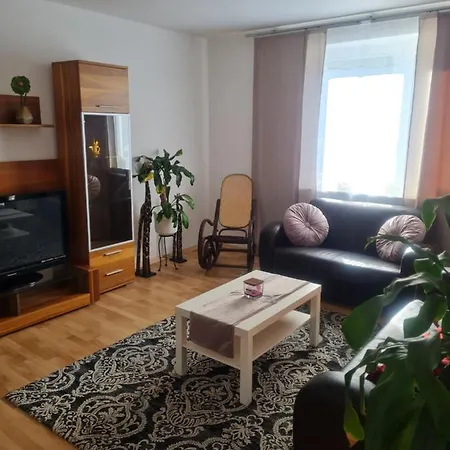 Nahe Stadtzentrum, Bahnhof Und Uni Apartment